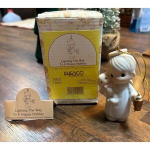 Vintage Precious Moments chapel Exclusive  ornament, new in box.  Made in 1994